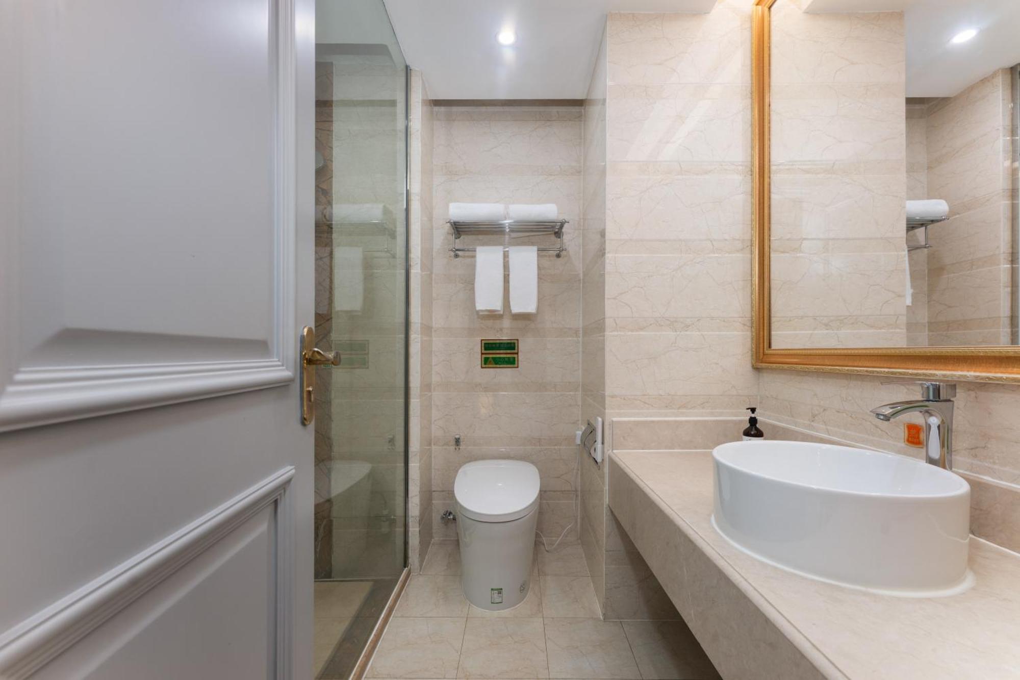 Hotel Vienna International - Pudong Airport Free Trade Zone - Free Shuttle Bus To Pvg Airport And Land Shanghai