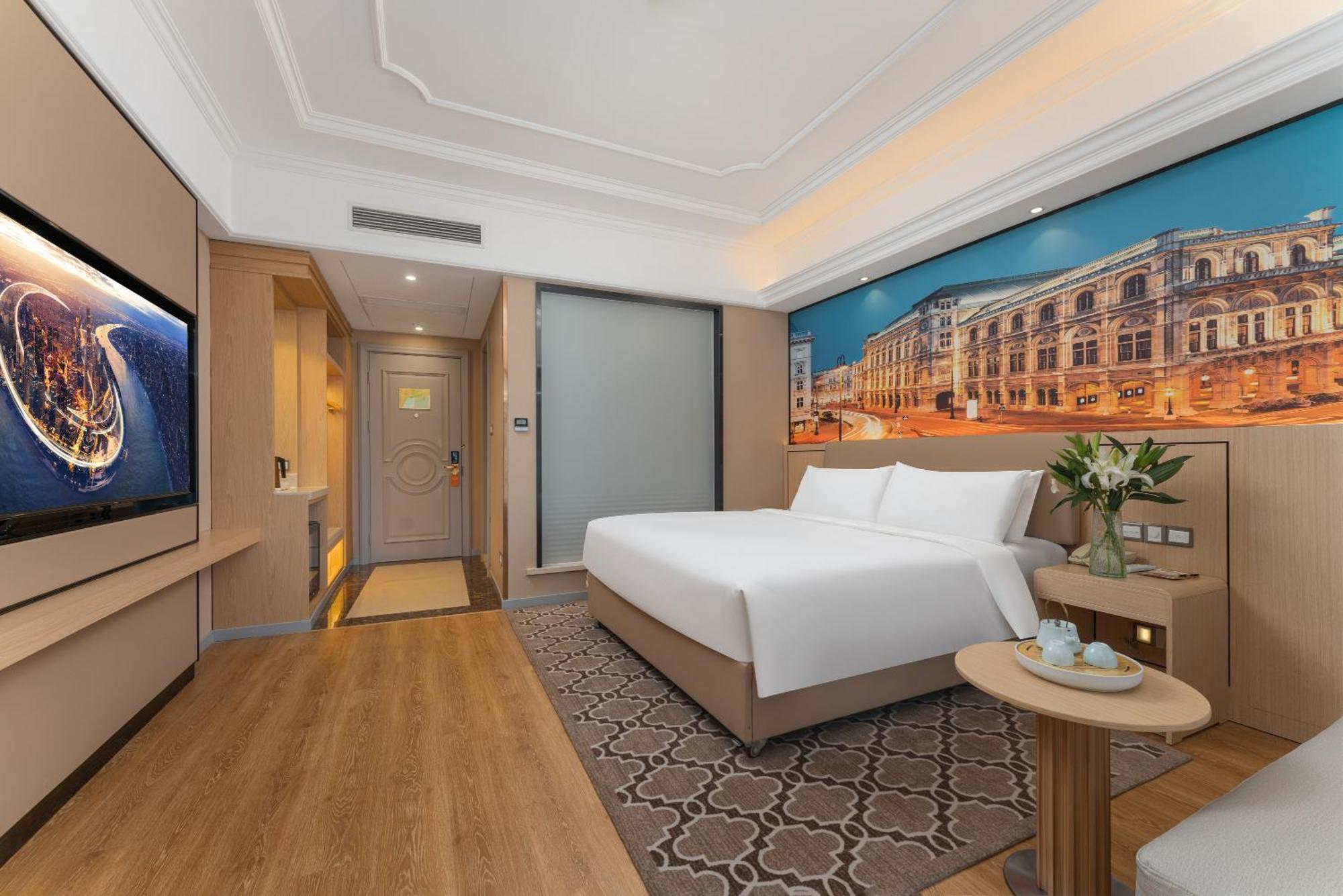 Vienna International - Pudong Airport Free Trade Zone - Free Shuttle Bus To Pvg Airport And Land 4* Shanghai