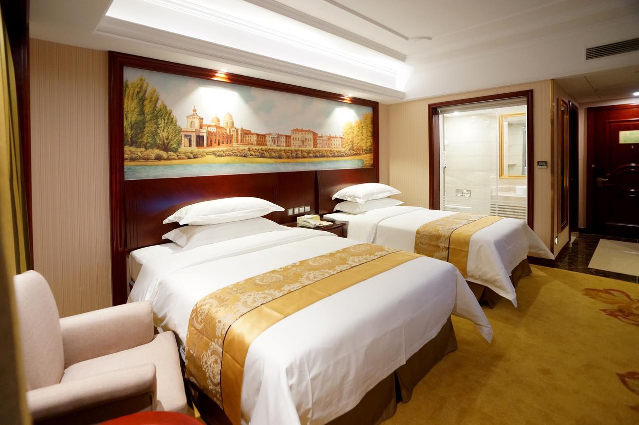 Vienna International - Pudong Airport Free Trade Zone - Free Shuttle Bus To Pvg Airport And Land Hotel Shanghai