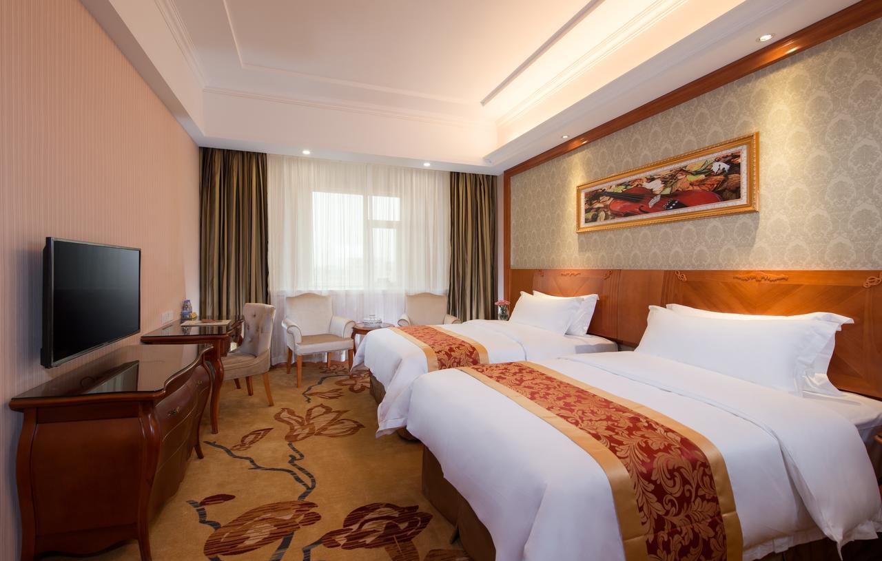 Hotel Vienna International - Pudong Airport Free Trade Zone - Free Shuttle Bus To Pvg Airport And Land