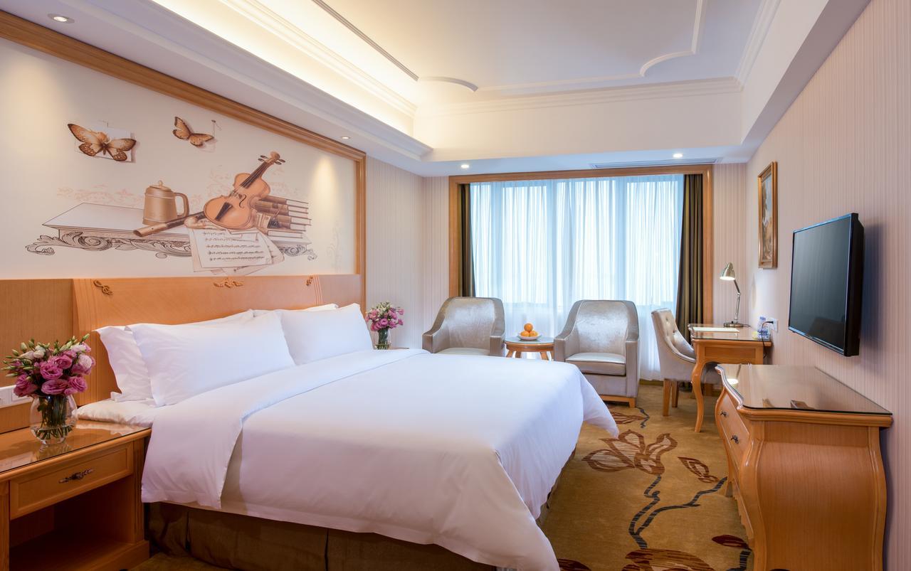 Vienna International - Pudong Airport Free Trade Zone - Free Shuttle Bus To Pvg Airport And Land Hotel Shanghai